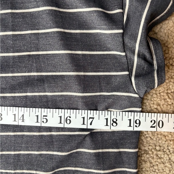 Splendid collection sleeveless grey and white modal tee T-shirt size small - Picture 10 of 14